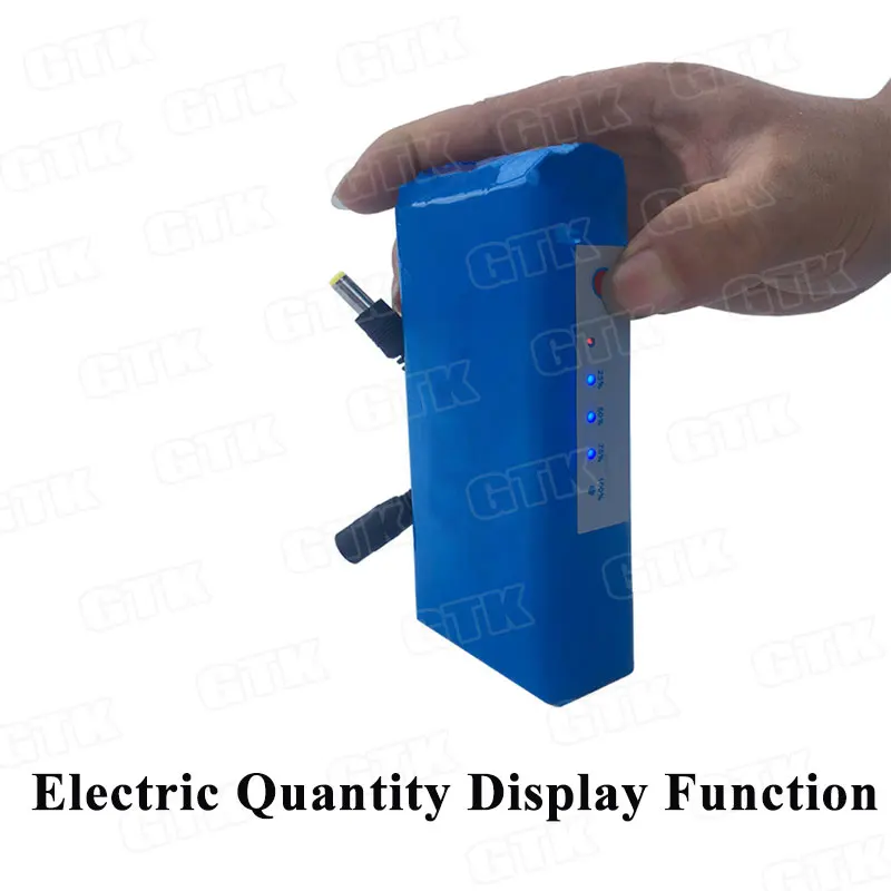 12V03