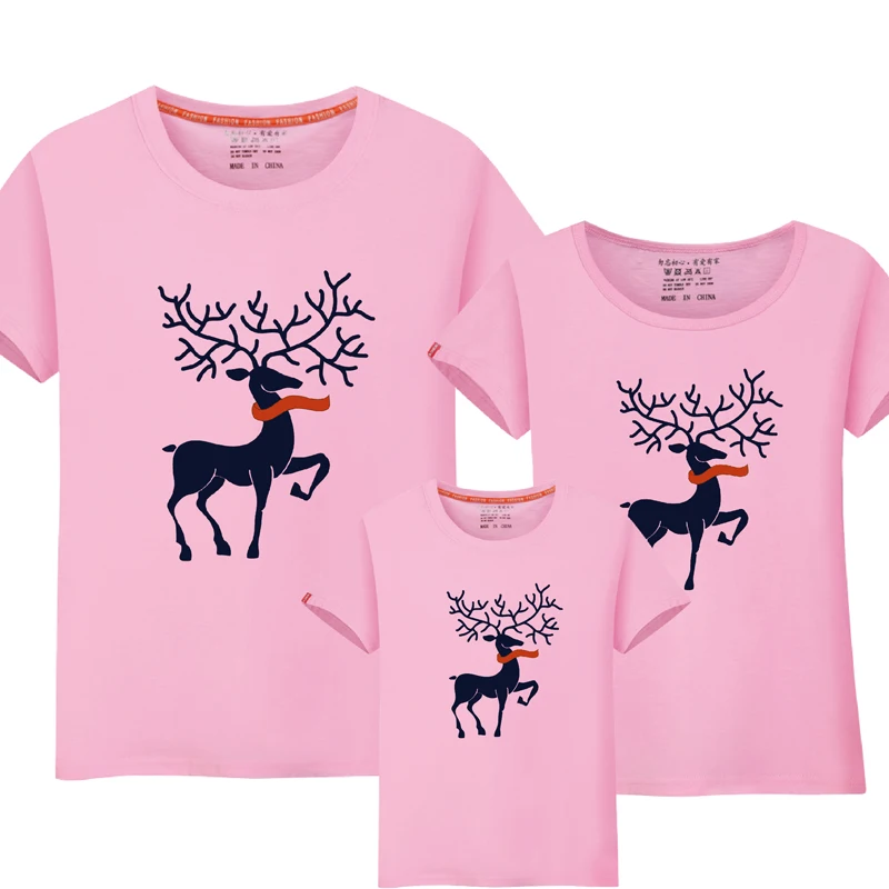 Pink Рождественская одежда для мамы и дочки; Одинаковая одежда для папы и сына; одежда для всей семьи; футболка для папы, мамы и мальчика с рисунком оленя - Цвет: Pink