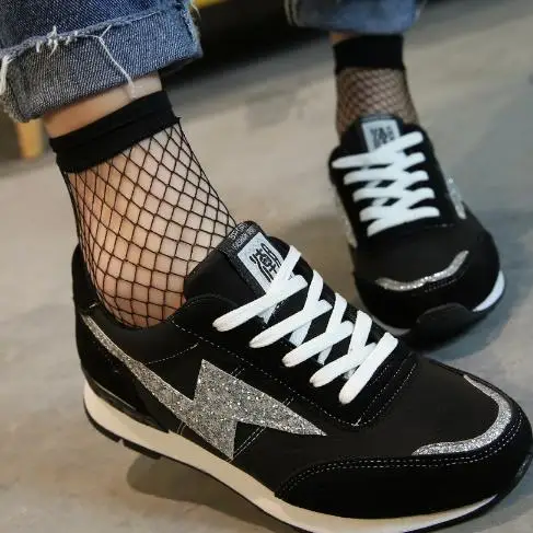 

2018 spring and autumn new fashion casual shoes wild shoes.