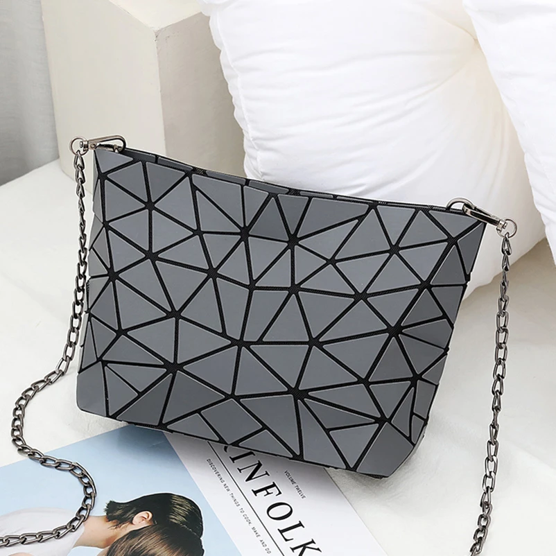Nevenka Women Luminous Shoulder Bag Female Leather Crosssbody Bag for Women 201813