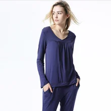 Осенние женские повседневные пижамные комплекты из двух предметов больших размеров, Женский мягкий Пижамный костюм из модала, Дамская Футболка с v-образным вырезом+ штаны