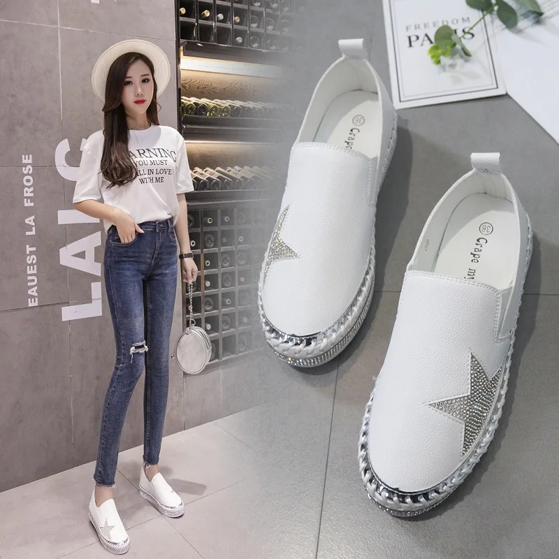 

2019 summer new diamond women's shoes leather platform set wild student flat lazy white shoes tide