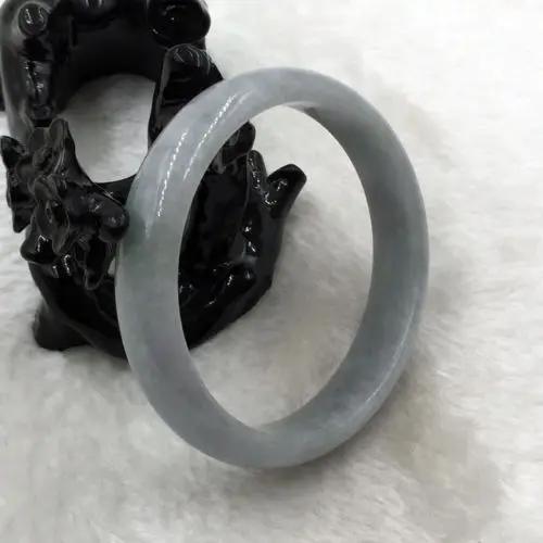 

1163 Chinese Beautiful Natural Green Jadeite Jade Gems Bangle Bracelet