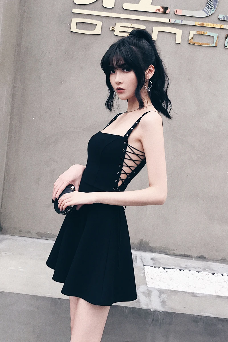 

Summer Dress Women Black Sexy Metal Hole Strap Sleeveless Lacing Side Hollow Out Bandages A-line Female Dress
