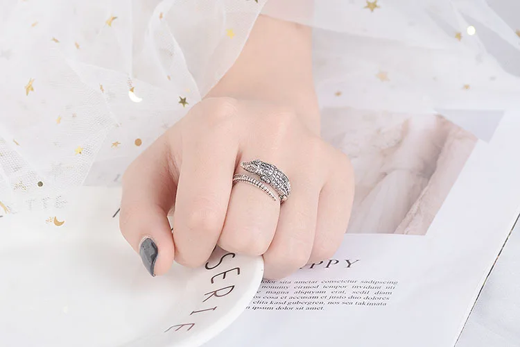 9669085278_1039125567