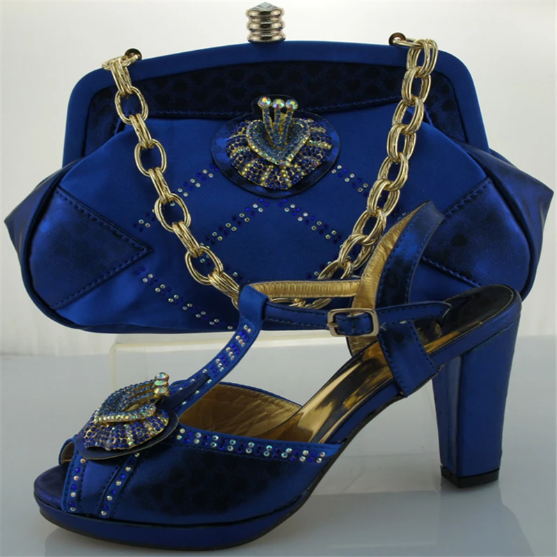 Latest Royal Blue Shoes and Bag Set Decorated with