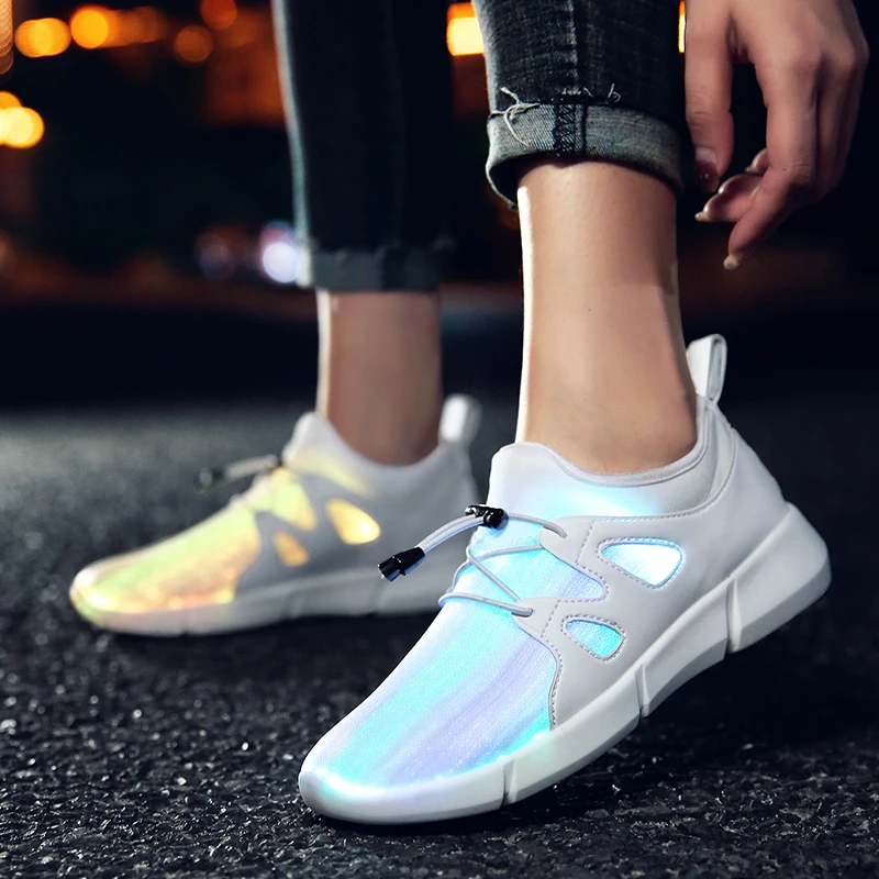 

2018 Black Fashion Children Breathable Sneakers With Light Sport Led USB Luminous Lighted Shoes for Kids Boys Casual Girls White