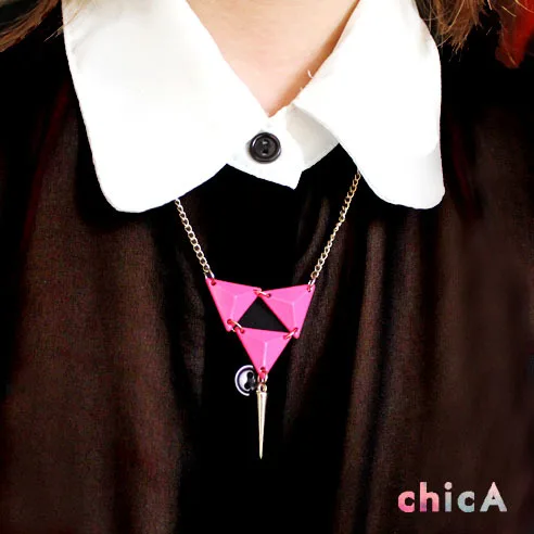 

2013 New Arrival Free Airmail Shipping Fashion Personality Neon Color Trigonometric Rivet Short Design Necklace N583