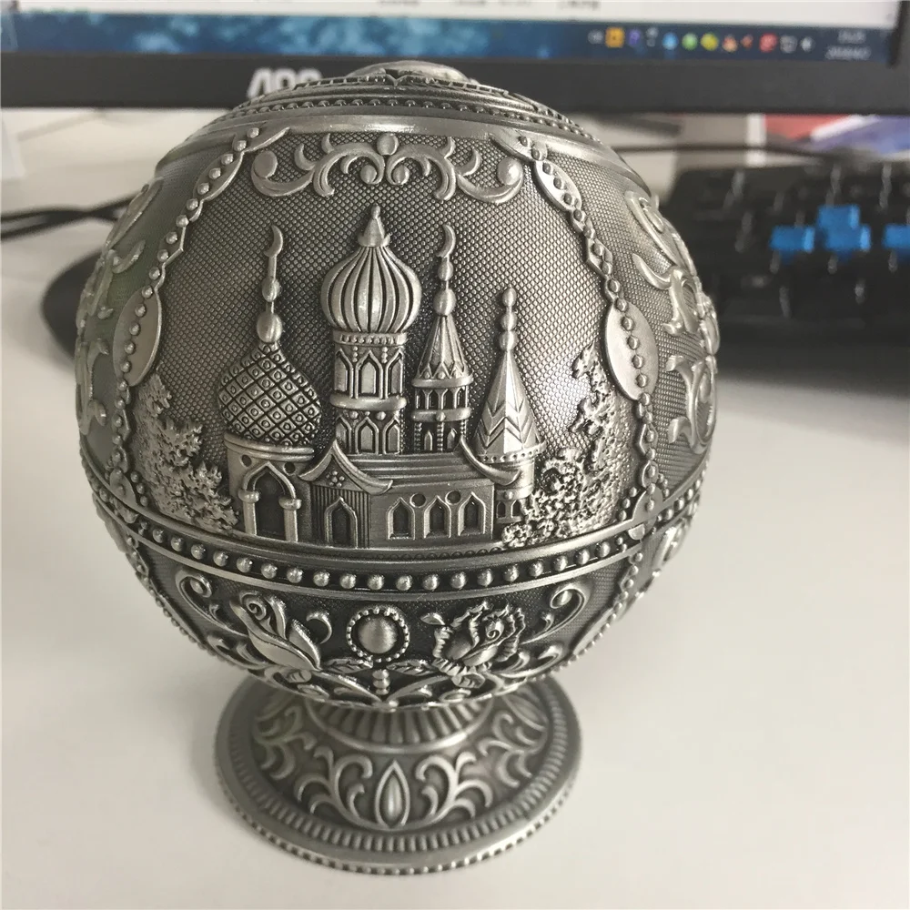 High Quality European Antique Globe Type Ashtray Eagle Figure Tin alloy Home Office Decoration