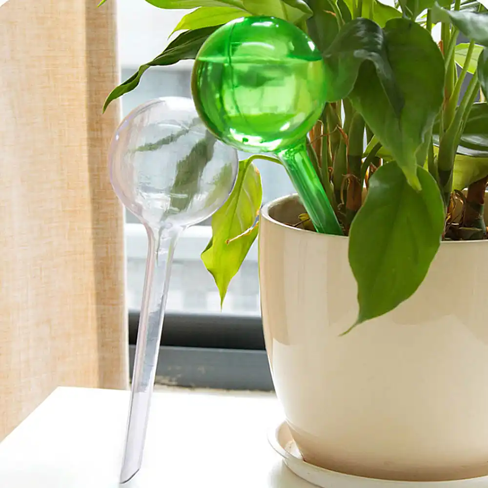 Полив горшечных растений. Система микрокапельного полива горшечных растений. Пересаживание комнатных растений. Горшок с системой автополива. Лечуза автополив.