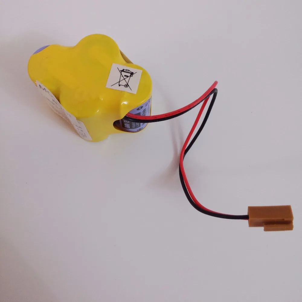 

2packs HOT NEW BR-2/3AGCT4A 6v battery PLC BR-2/3AGCT4A lithium-ion batteries with Brown belt hook plug free shipping