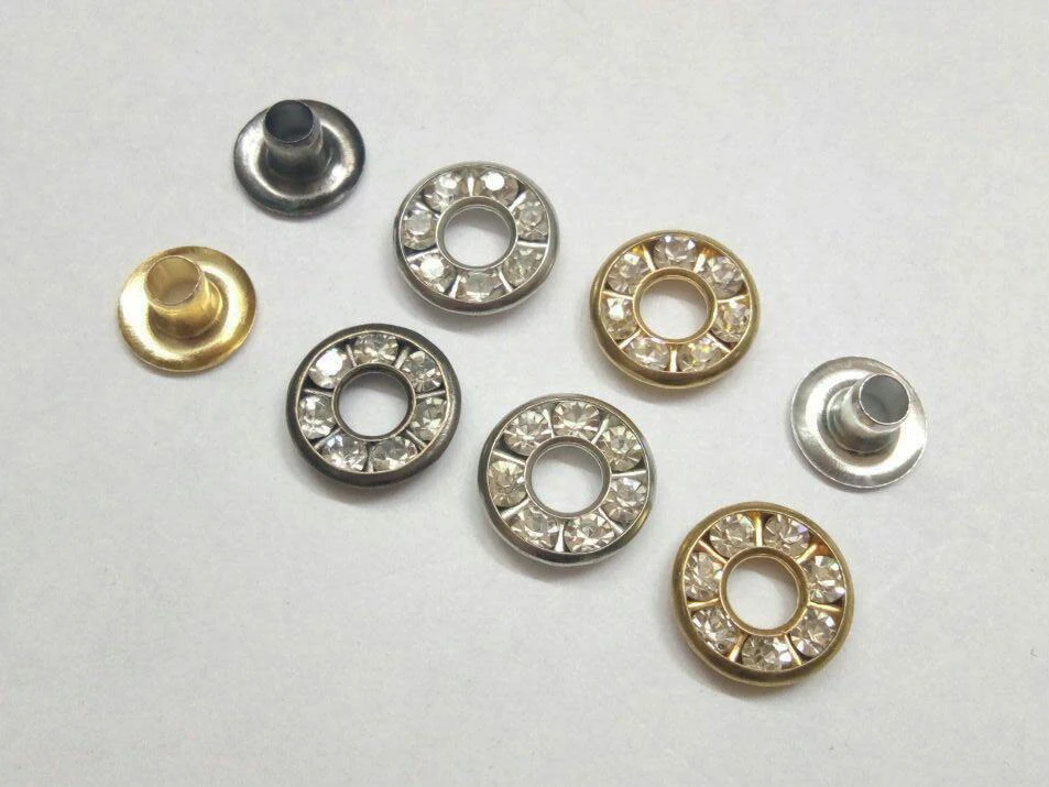 100pcs/pack 4 colors 9mm round metal brass rhinestone eyelets crystal