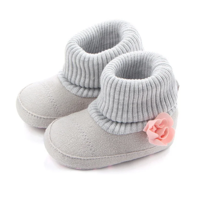 Ботинки для маленьких девочек; зимняя обувь для новорожденных; детская обувь для малышей; очень теплые ботинки с цветочным принтом для девочек