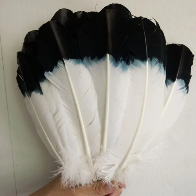 Wholesale 50 pcs beautiful double dyed black and white Turkey feathers 25 to 30 cm feather clothing decoration | Дом и сад