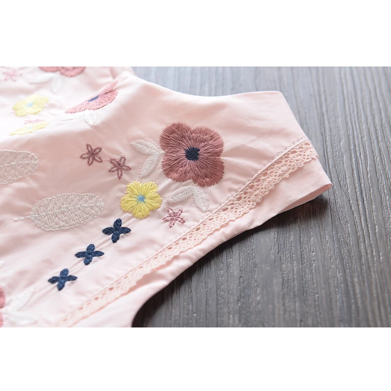 Girls Dresses 2019 Summer New Children s Clothing Girls Sweet Embroidery Flower Mesh Lace Stitching Sleeveless Princess Dress