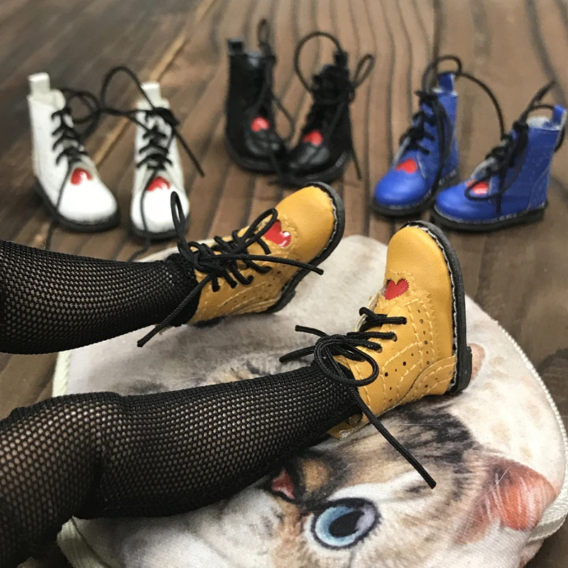 

1 Pair 3cm Blyth Dolls Martin Boots 5 Colors Heart Cool Martin boots for Azone Momoko Fashion Royalty FR 1/6 Dolls