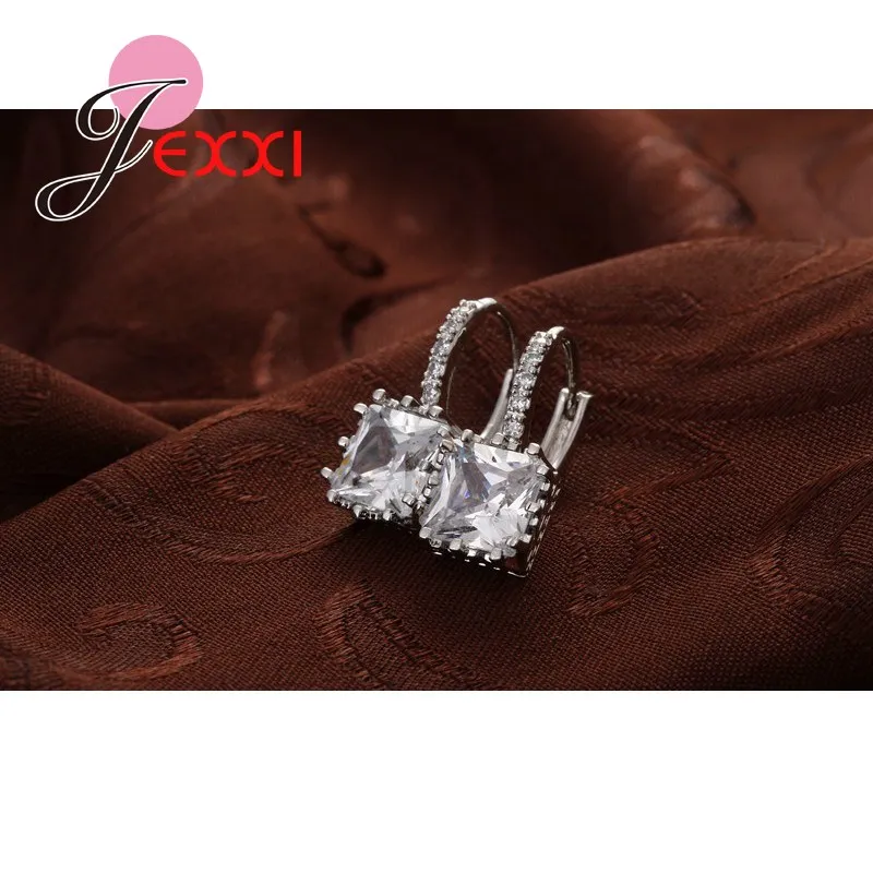 Real Silver Huggie Lever Back Earrings Luxury Shiny 2 Carat CZ Crystal Cubic Zircon Hot Sale Women Jewelry