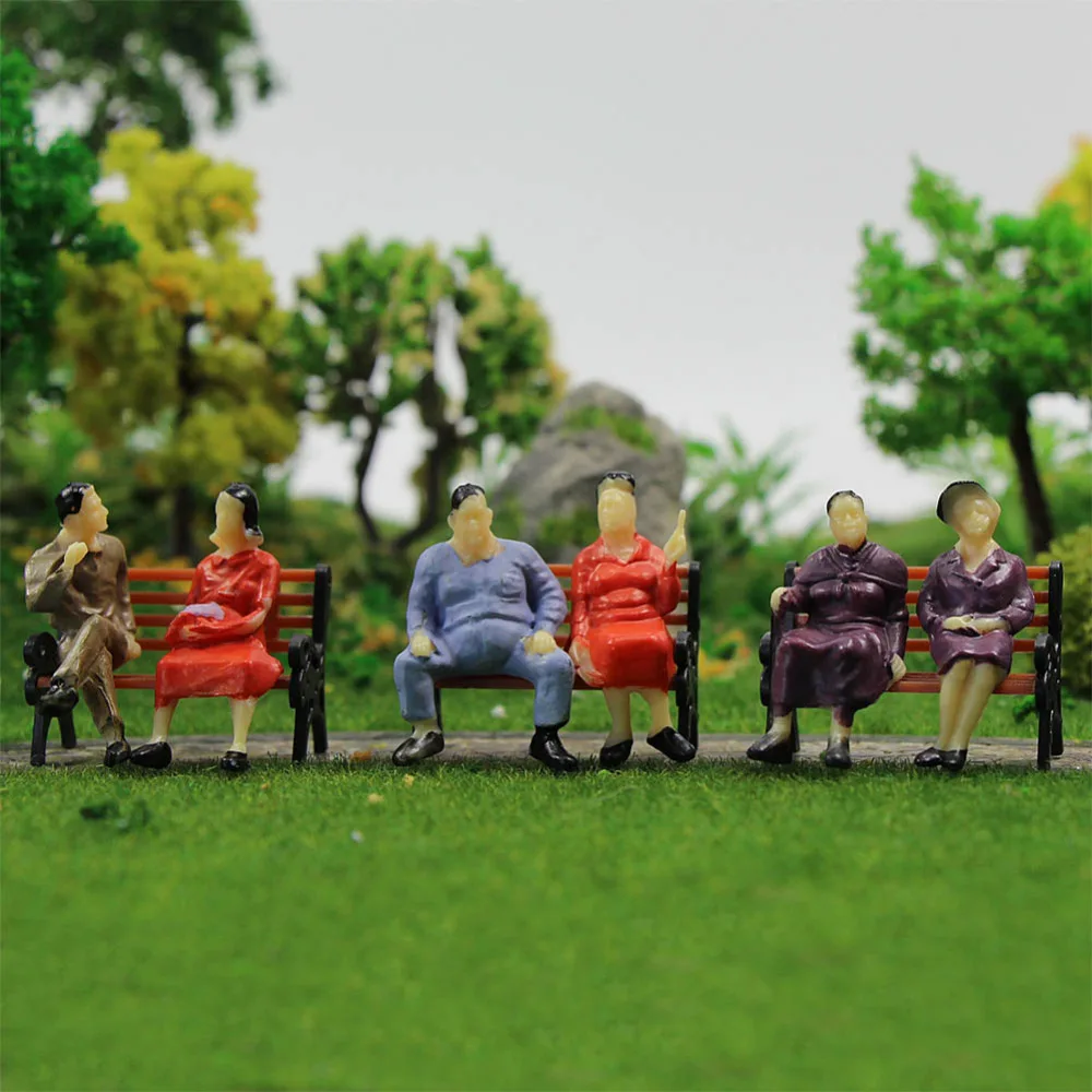 Evemodel P4302 50pcs O Scale all Seated 1:43 Painted Figures Passengers Model Railway Layout 2