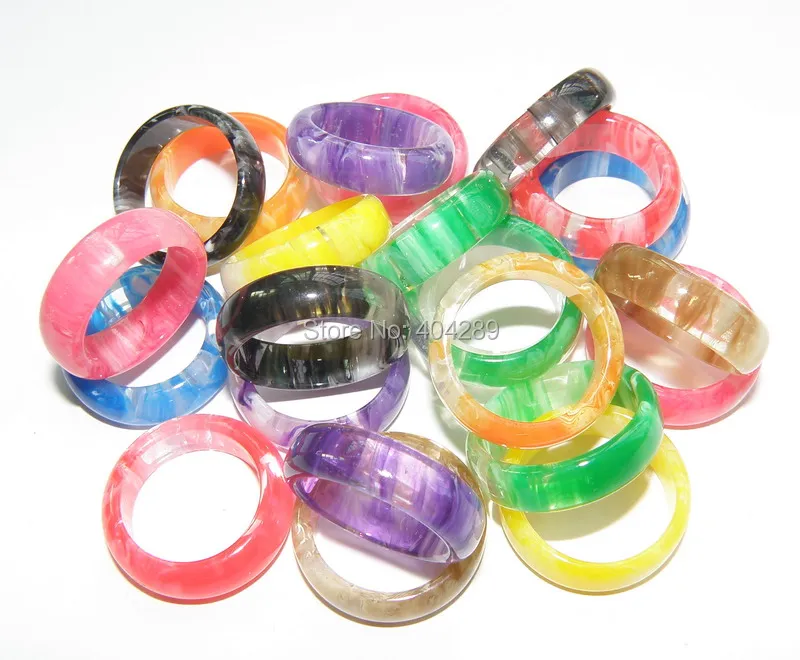 

2016 New Arriveal Wholesale 10pcs marbleized Color Acrylic Lucite Resin Rings