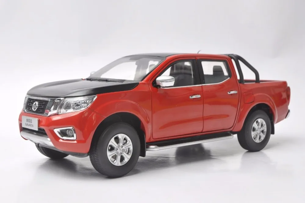 

1:18 Diecast Model for Nissan Navara Sport NP300 2017 Red& Black Pickup Alloy Toy Car Miniature Collection Gifts Truck