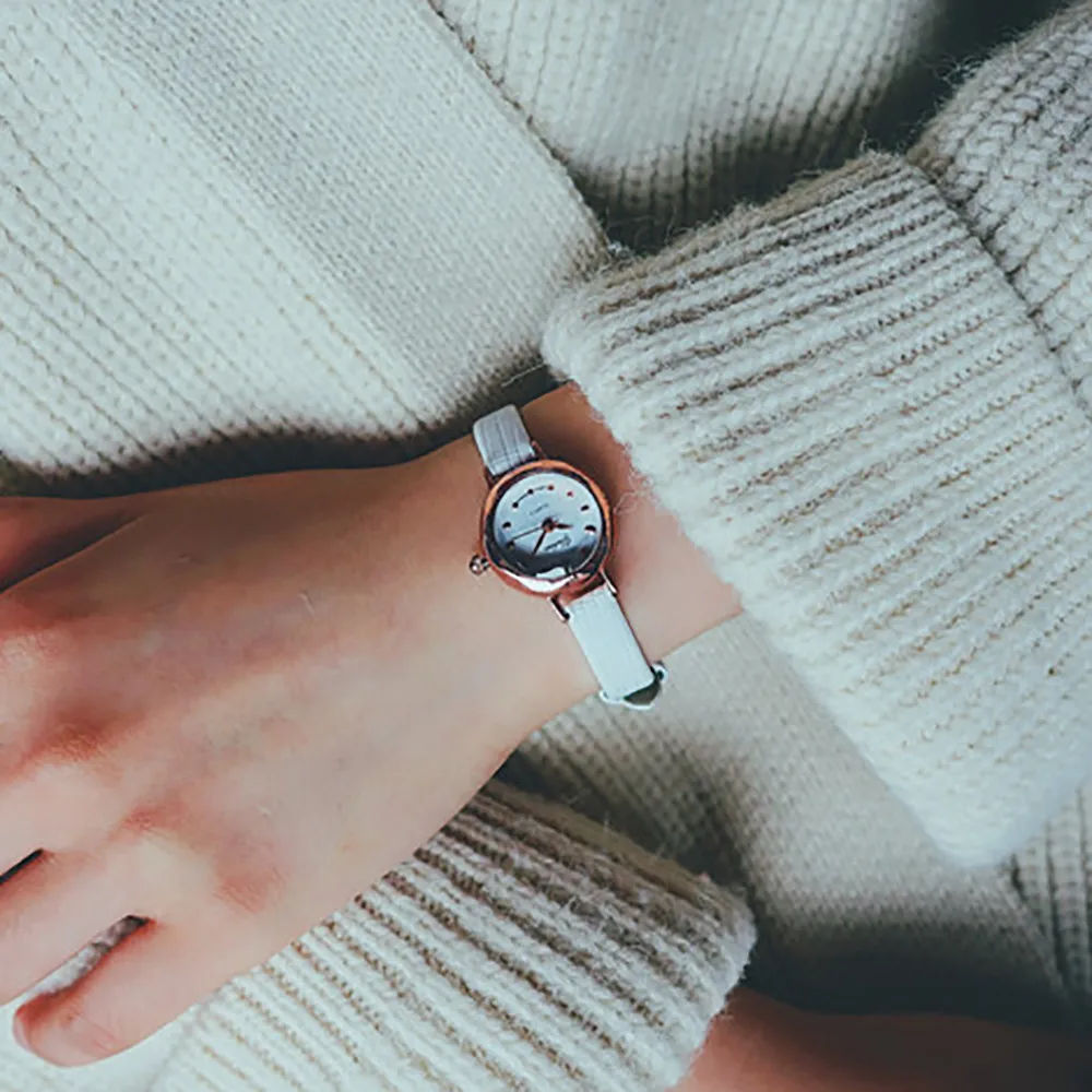 Маленькие часы с циферблатом, Женские Кварцевые аналоговые наручные часы, роскошные деловые часы для влюбленных, элегантные женские нарядные часы Relogios Femininos - Цвет: White