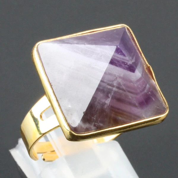 

TUMBEELLUWA Pyramid Flared Point Purple Crystal Quartz Gem Stone Healing Chakra Adjustable Finger Ring
