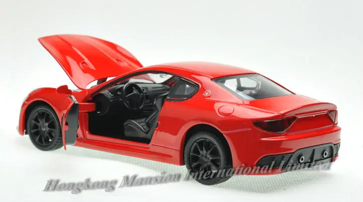 132 Maserati GranTurismo (5)