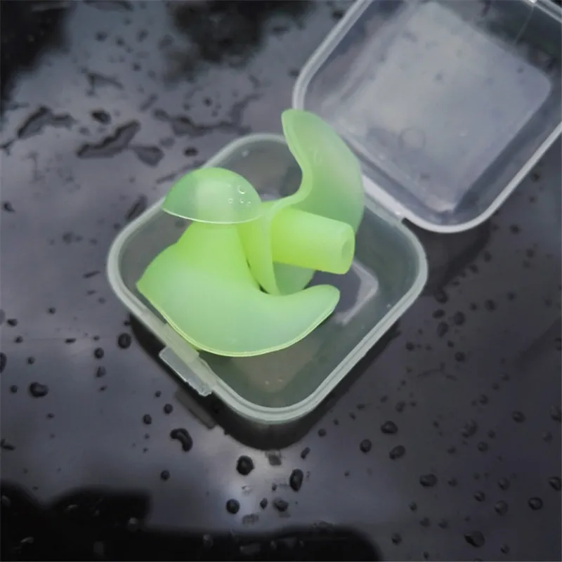 New soft swimming waterproof silicone earplugs set surfing pool accessories waterproof adult diving soft - Цвет: Зеленый