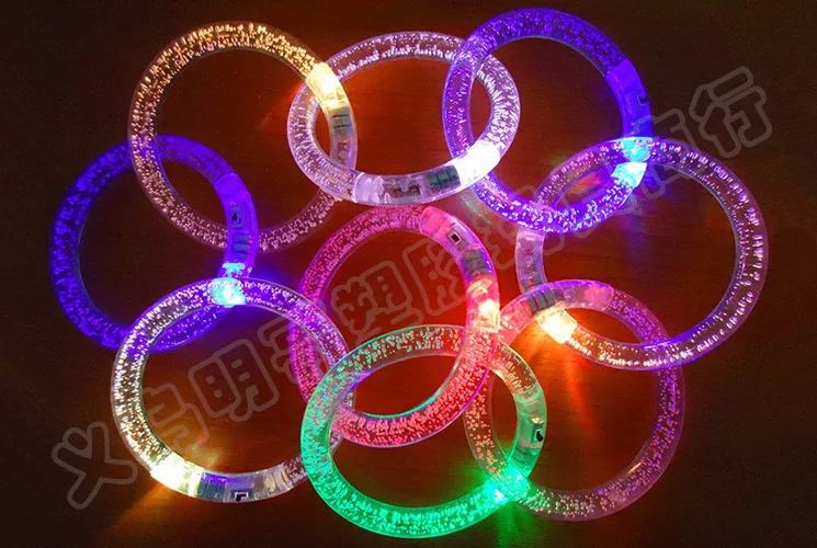 

20pcs/lot Acrylic Led Glowing Bracelet Wristband Armbands Kid Events Birthday Wedding Party Take-home Favors Supplies