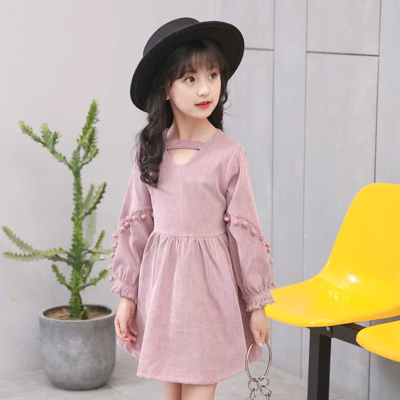 2017 New Autumn Vintage Style Baby Girl Velvet Dress Bowknot Lantern Sleeve Winter Kids Corduroy Pompoms Dresses for Girls (20)
