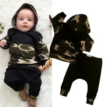 Коллекция года, осенний комплект одежды для маленьких мальчиков и девочек Камуфляжный топ с капюшоном+ штаны-леггинсы милый комплект одежды из 2 предметов для малышей