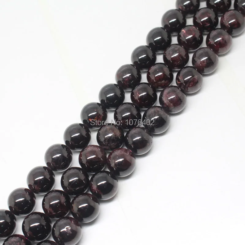 

Free shipping! 10mm Natural Red Garnet Round Loose Beads 15''.