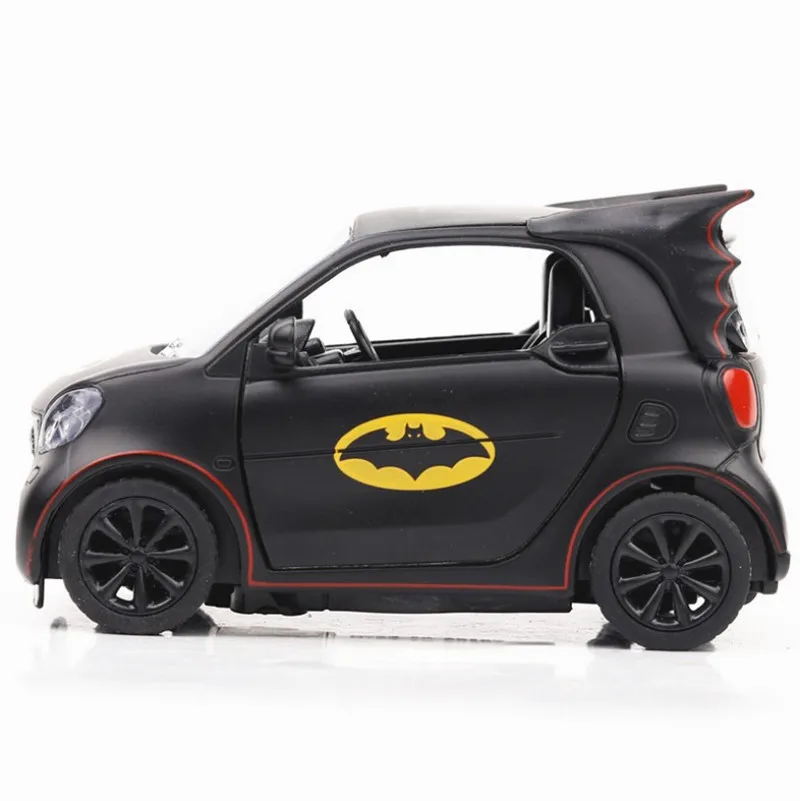 1:32 Бэтмен сплав модель автомобиля моделирование умный скользящий назад металлические автомобили акусто-оптическая модель автомобиля коллекция автомобилей juguete