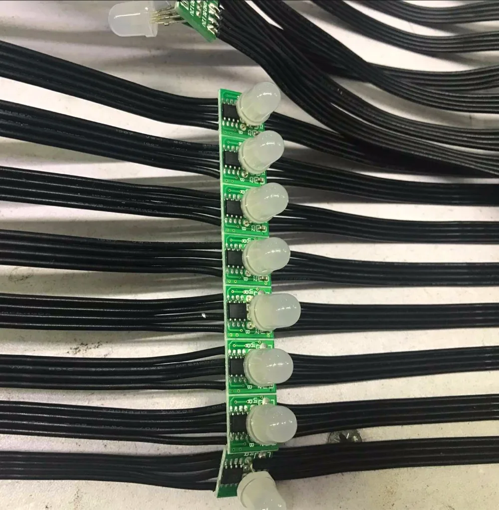 

DC12V 100pcs/string WS2818-RGB full color addressable LED pixel light;non-waterproof;100pcs/string;with all BLACK color wire