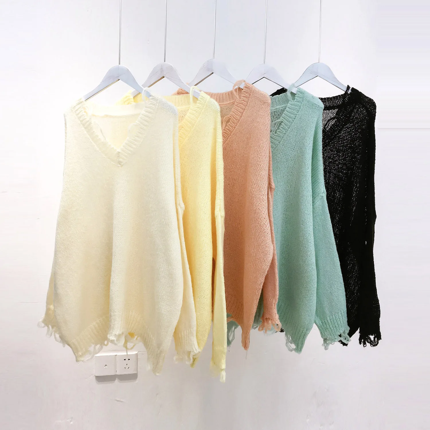 

Women Solid Color Thin Knitwear Knitted Tops Sweaters Ladies V neck Plus Size Holes Hollow Out Knitting Shirt Female Pullovers