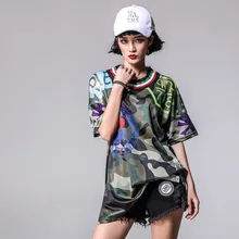 Европа Новинка летние женские модные свободные Сплит геометрические буквы печати плюс размер Камуфляж длинная футболка женские футболки