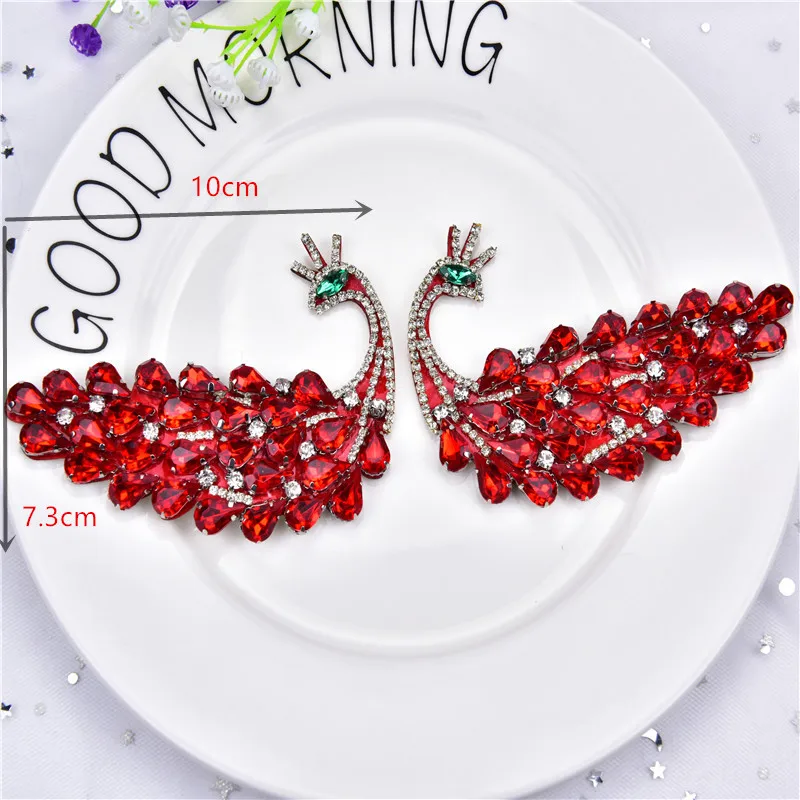 2pcs/Lot mix Crystal Rhinestone Applique Flatback Sew On Claw Rhinestone pearl For Wedding Dress Decoration Belt Shoes Clothing - Цвет: 012