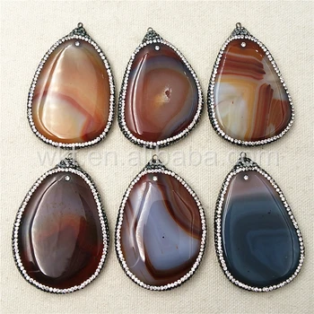 

WT-NP240 5pcs Wholesale Fashion Slice At gate Pendant with black Gun Electroplated Natural At gate Stone Pendant with rhinestone