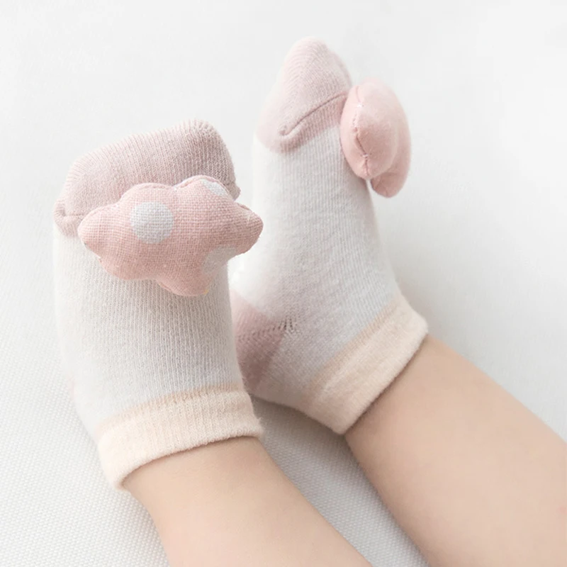 2 пары новых носков для малышей нескользящие носки с рисунком для новорожденных девочек и мальчиков тапочки носки для малышей с рисунком звезды и луна