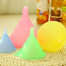5 PCS Colorful Plastic Funnel Small Medium Large Variety Liquid Oil Kitchen Set funnel Small Medium Liquid Oil Large Variety Kit