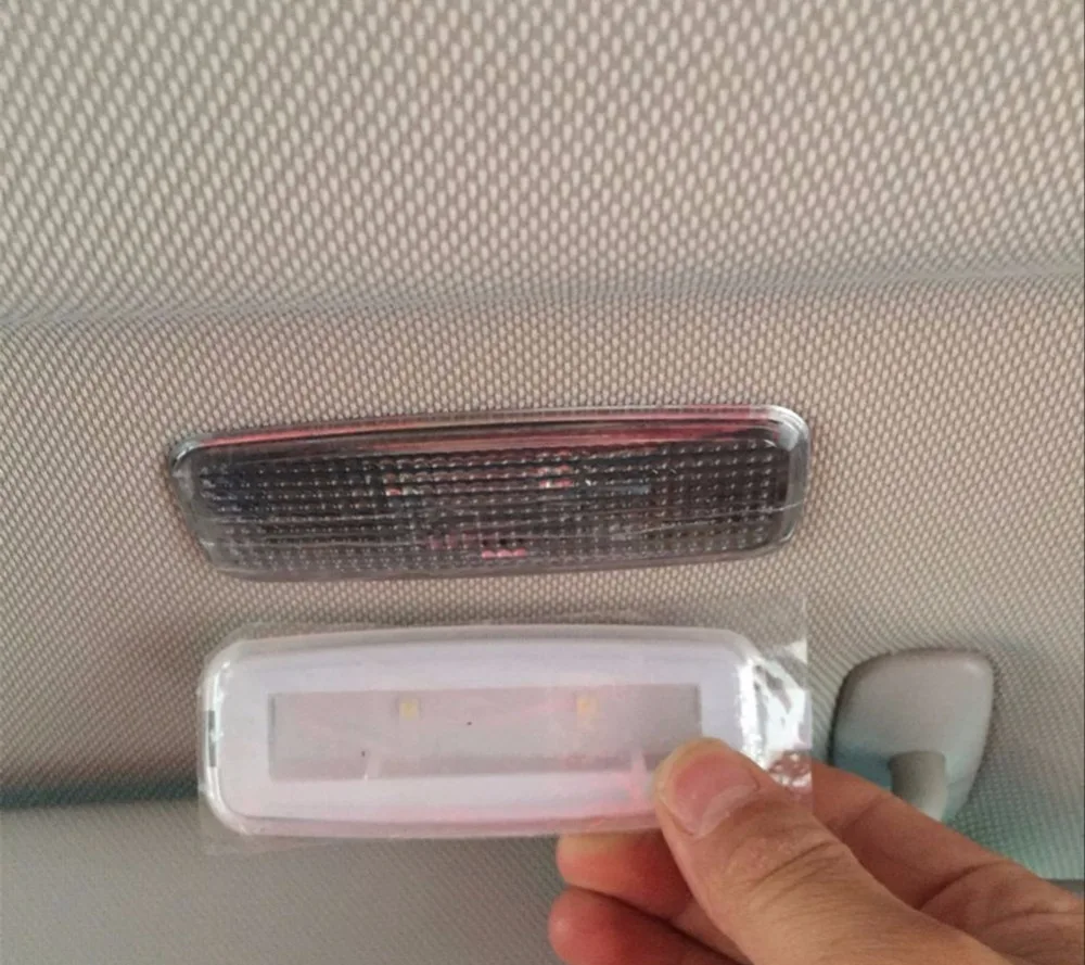 1 pieces For Audi A3 A4 A5 A6 Q3 Q5 A8 LED makeup lamp
