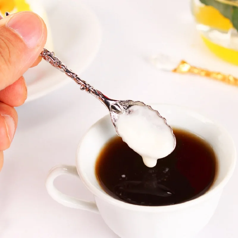 немножечко чайную ложечку