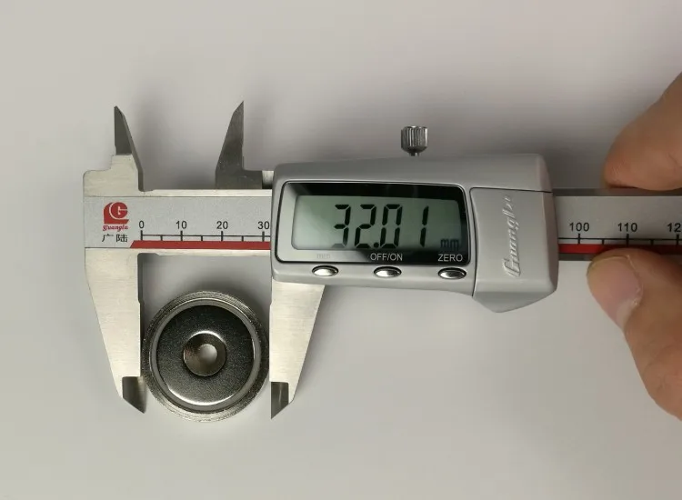 7502