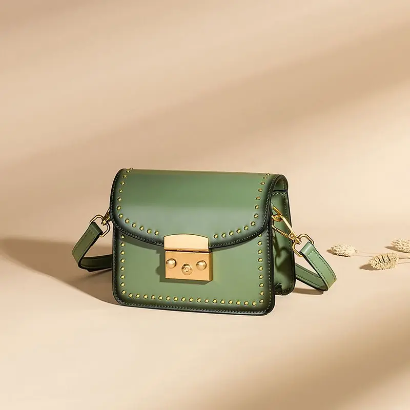 

LOEIL Bag female 2018 summer small square bag leather retro slung shoulder bag lock small bag leather handbag