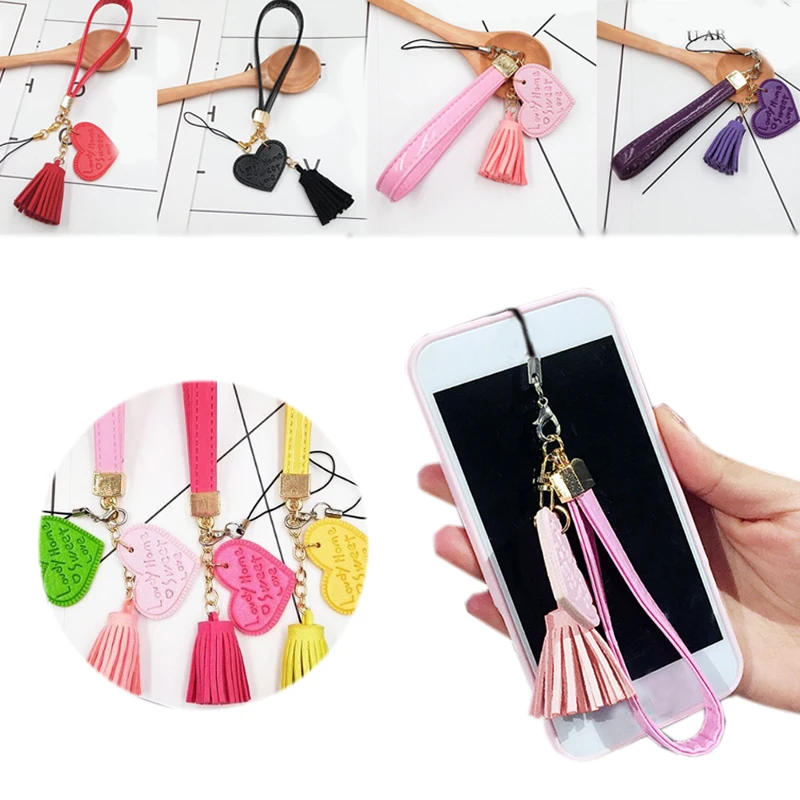 

LNRRABC 2018 New Key Chain 1PC 7 Colors PU key ring Gifts Mobile Phone Shell Accessories Heart Leather Cortical Tassels keychain