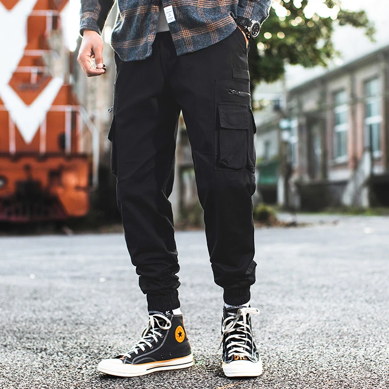2019 Fashion Streetwear Men Jeans Black Color Loose Fit Japanese Style Joggers Pants Multi-Pockets Cargo Pants Men Hip Hop Jeans 2019 Fashion Streetwear Men Jeans Black Color Loose Fit Japanese Style Joggers Pants Multi-Pockets Cargo Pants Men Hip Hop Jeans