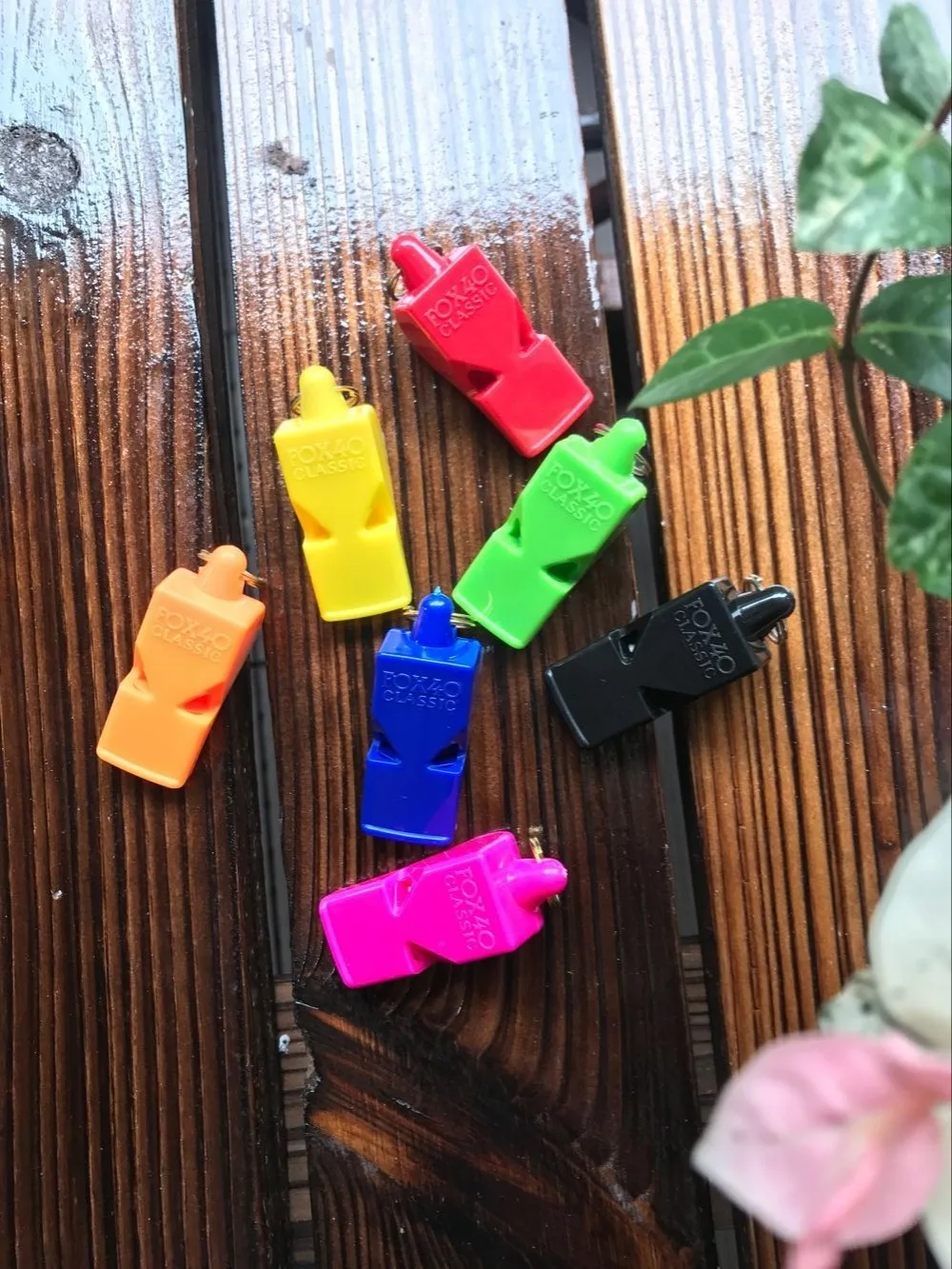 

Free Shipping 20pcs/lot Colorful Fox 40 Whistle Sport Whistle Refree Whistle(without Canada logo)