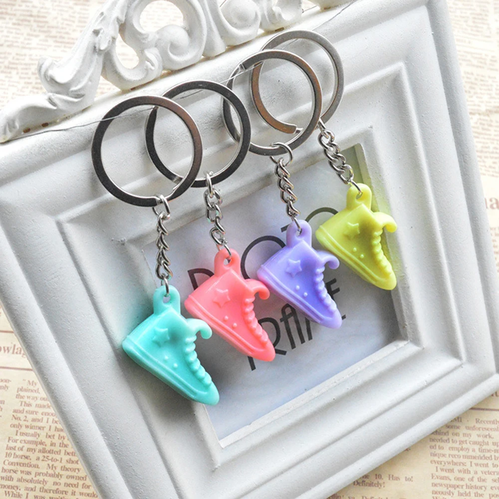 

1PCS Random Color Mini Acrylic shoe Keychain Bag Charm Woman Men Kids Key Ring Gifts Key Holder Accessories Shoes Key Chain