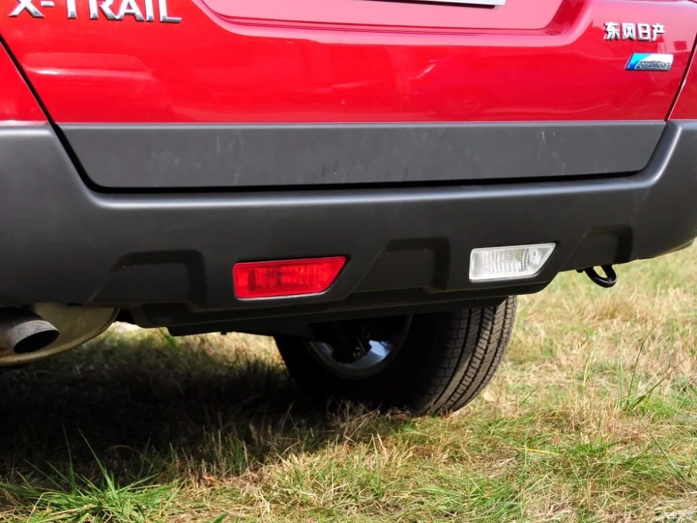

1 PCS OEM Rear Tail Bumpe Fog Light Lamp Reversing light for Nissan rogueX-Trail x trail T31 2007-2012