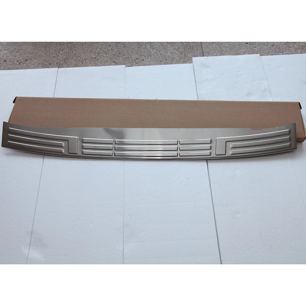 

Rear Bumper Protector Tail Trunk Guard Sill Plate Scuff Trim Cover For Toyota Land Cruiser Prado FJ150 150 2010 2011 2012- 2015